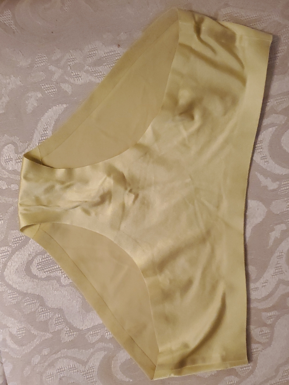 Victoria's Secret Yellow Seamless Briefs